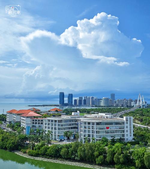 航拍视角下的海口复兴城